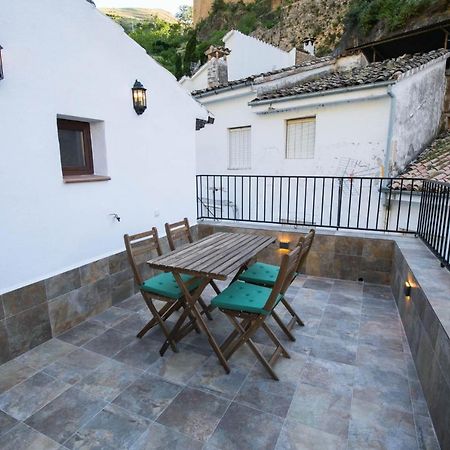 Апартаменты Cazorla Plaza Экстерьер фото